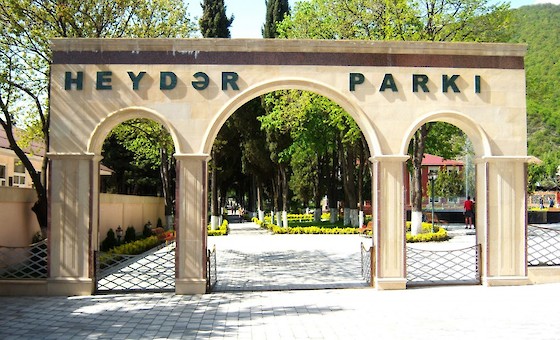 Qax şəhər Heydər Əliyev Parkı